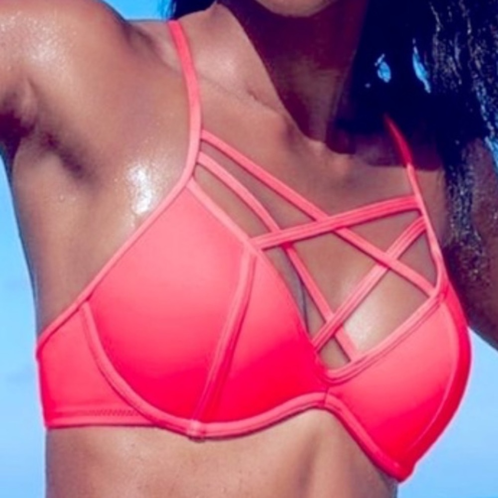 PINK Victoria’s Secret Strappy Bikini Top